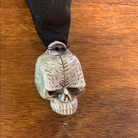 Green jester costume - Picture 3 of 9